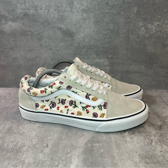 Vans Other - Vans Old Skool Floral Sneakers Mens sz 10 - cream/white